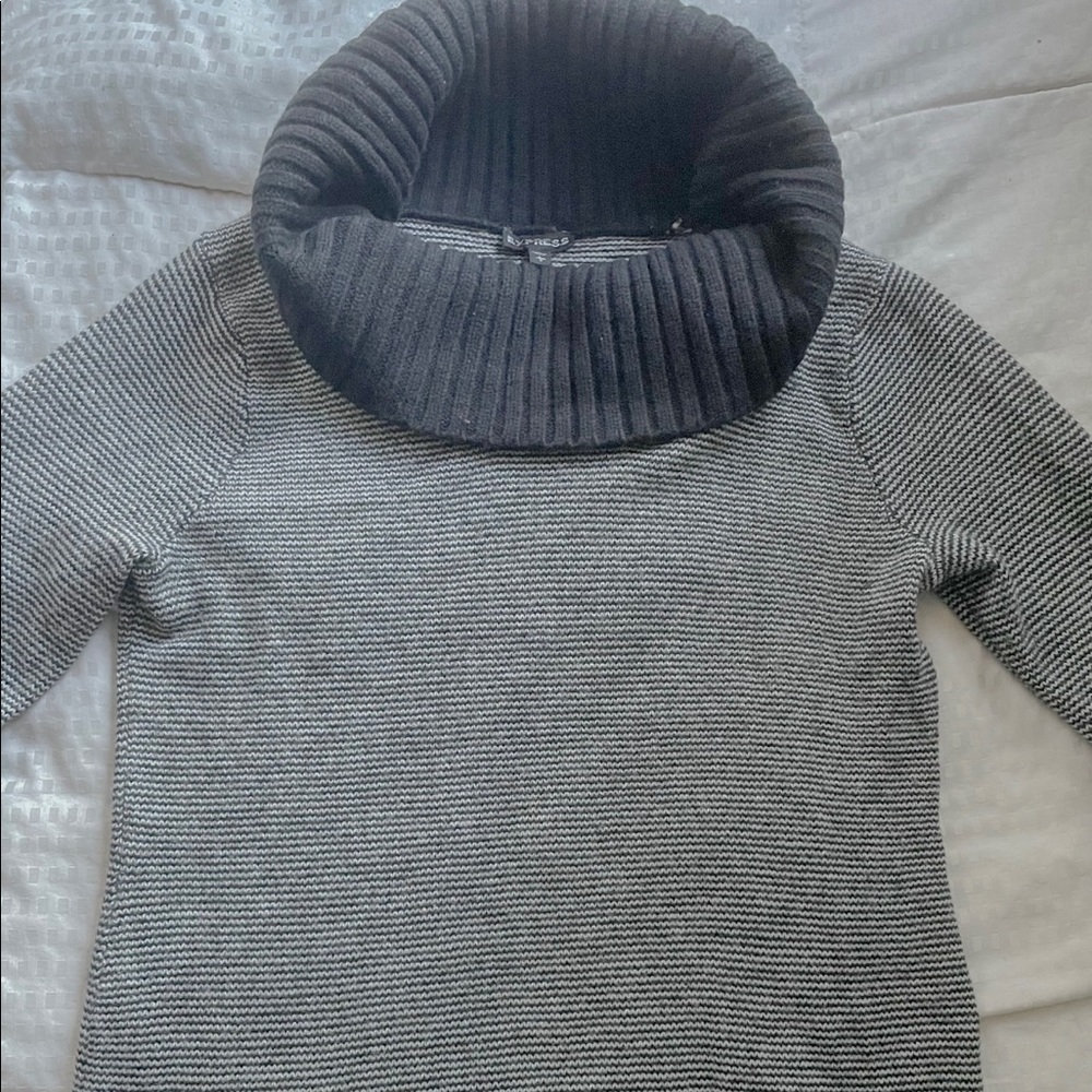 Stripped Knitted Sweater